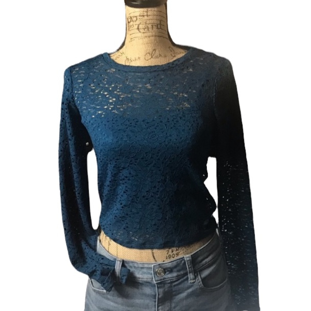 Hollister teal laced long sleeved top